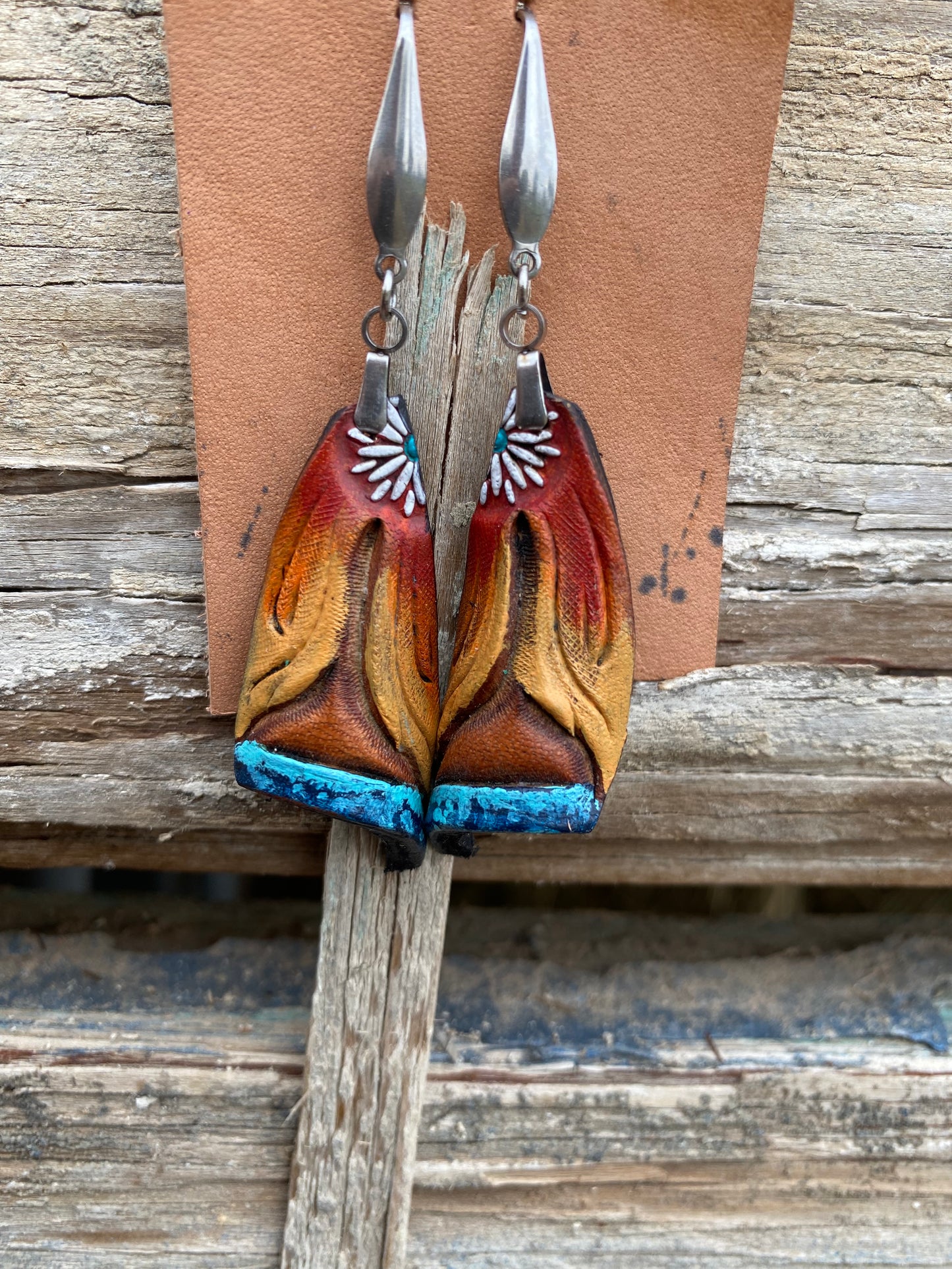 Pedal Split Earrings